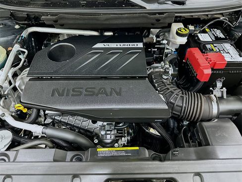 Used 2023 Nissan Rogue S image 29