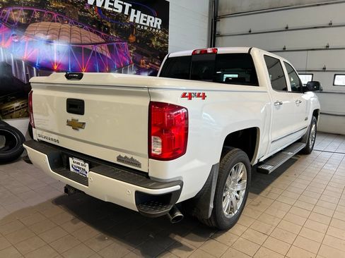 Used 2018 Chevrolet Silverado 1500 High Country AWD/4WD image 11