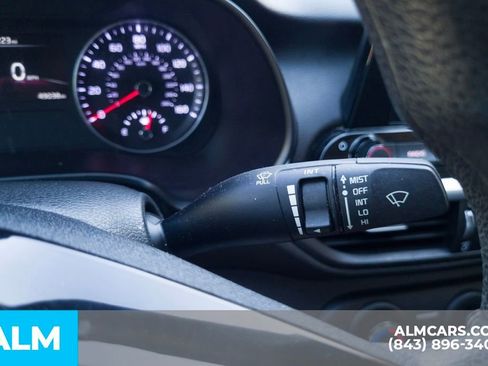 Used 2023 Kia Forte LXS image 31