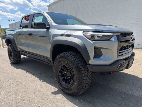 New 2026 Chevrolet Colorado ZR2 w/ ZR2 Bison Edition AWD/4WD image 8