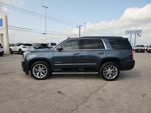Used 2020 GMC Yukon SLT w/ Premium Edition RWD image 4