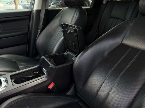 Used 2017 Land Rover Discovery Sport HSE image 29