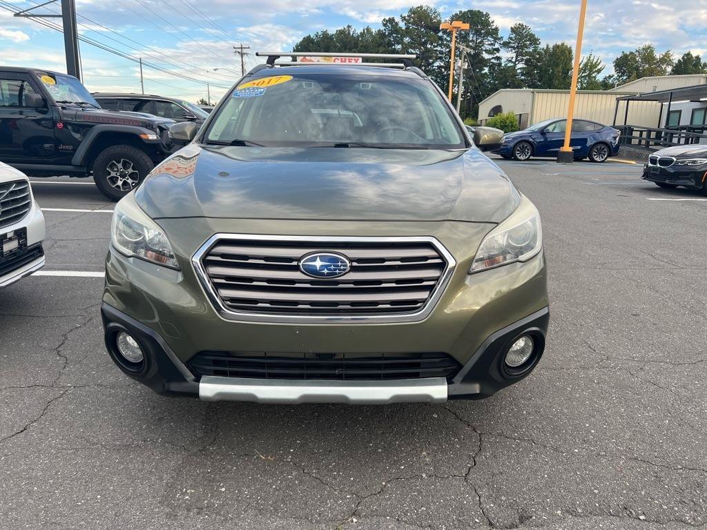 Used 2017 Subaru Outback 3.6R Touring AWD/4WD image 2