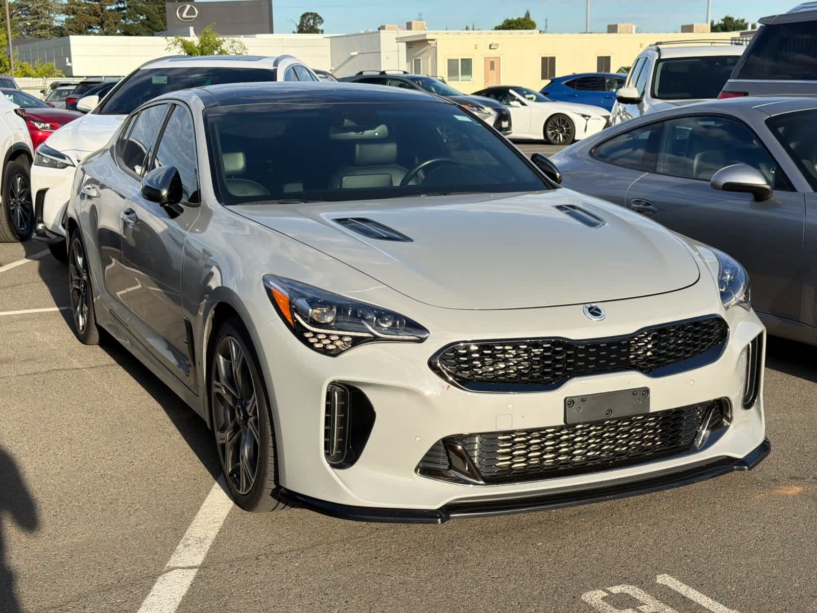 Used 2021 Kia Stinger GT1 RWD image 3