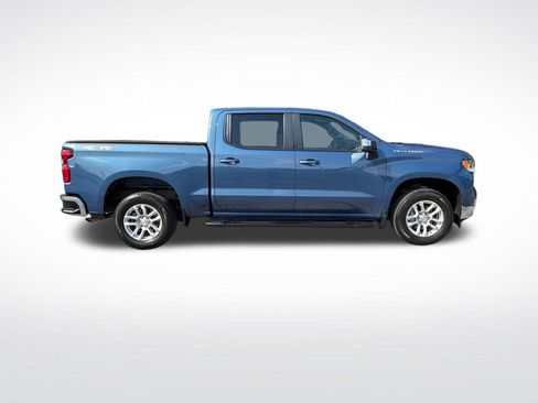 Used 2024 Chevrolet Silverado 1500 LT AWD/4WD image 7