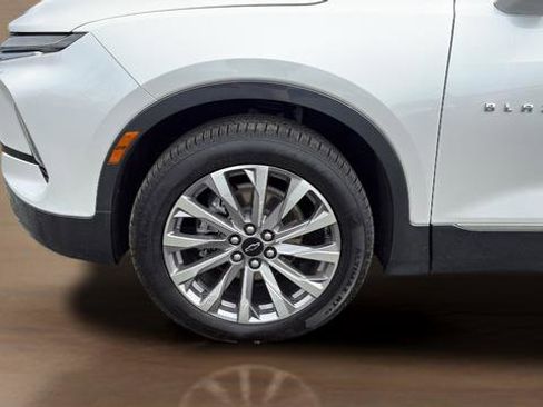 Used 2023 Chevrolet Blazer Premier w/ Driver Confidence II Package AWD/4WD image 51