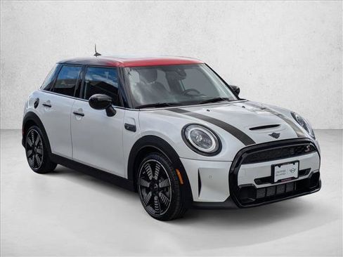 Used 2024 MINI Cooper S image 3