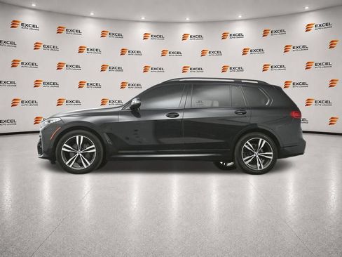 Used 2021 BMW X7 xDrive40i w/ M Sport Package AWD/4WD image 49
