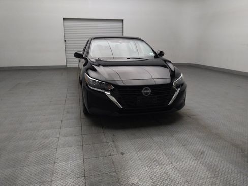 Used 2025 Nissan Sentra SV FWD image 14