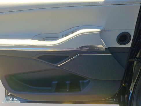 New 2026 Lincoln Navigator Reserve AWD/4WD image 8
