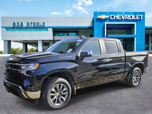 Used 2026 Chevrolet Silverado 1500 LT image 2