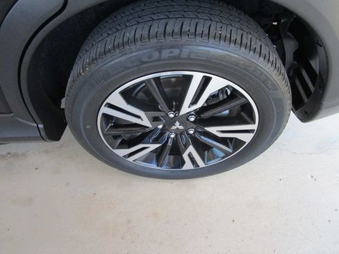 Used 2024 Mitsubishi Eclipse Cross SE AWD/4WD image 10