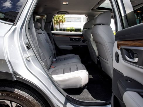 Used 2017 Honda CR-V Touring image 31