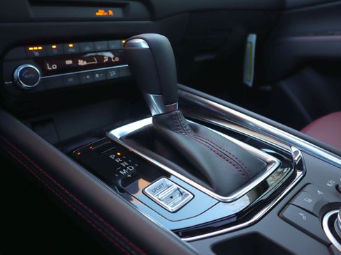 New 2025 MAZDA CX-5 Carbon Edition image 14