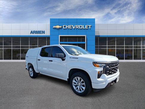 Certified 2022 Chevrolet Silverado 1500 Custom w/ LPO, Dark Essentials Package AWD/4WD image 4