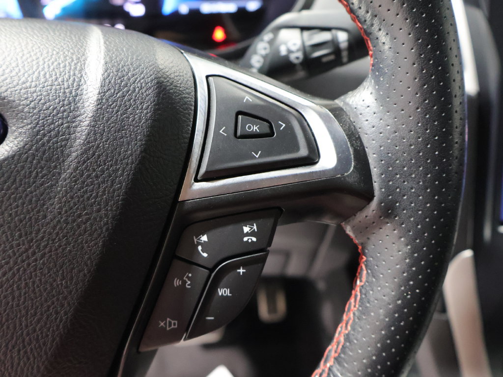 Used 2024 Ford Edge ST-Line AWD/4WD image 36