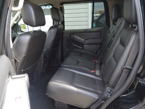 Used 2007 Mercury Mountaineer AWD image 13