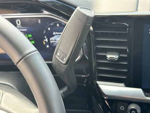 Used 2026 Chevrolet Silverado 1500 LT image 17