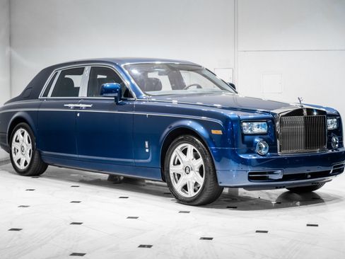 Used 2011 Rolls-Royce Phantom Sedan RWD image 3