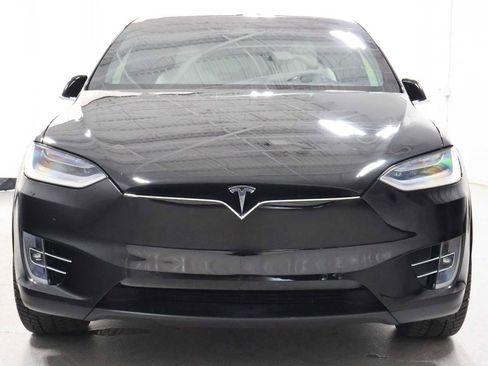 Used 2021 Tesla Model X Performance AWD/4WD image 14