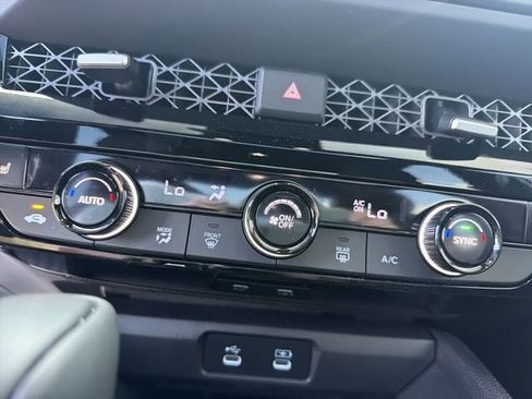 Used 2025 Honda Accord Sport image 26