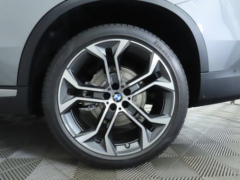 Used 2026 BMW X5 sDrive40i RWD image 33
