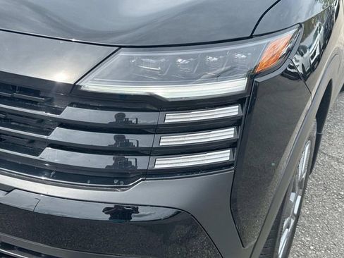 New 2026 Nissan Kicks S image 10