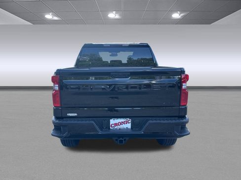 New 2026 Chevrolet Silverado 1500 RST w/ LPO, Dark Essentials Package AWD/4WD image 4