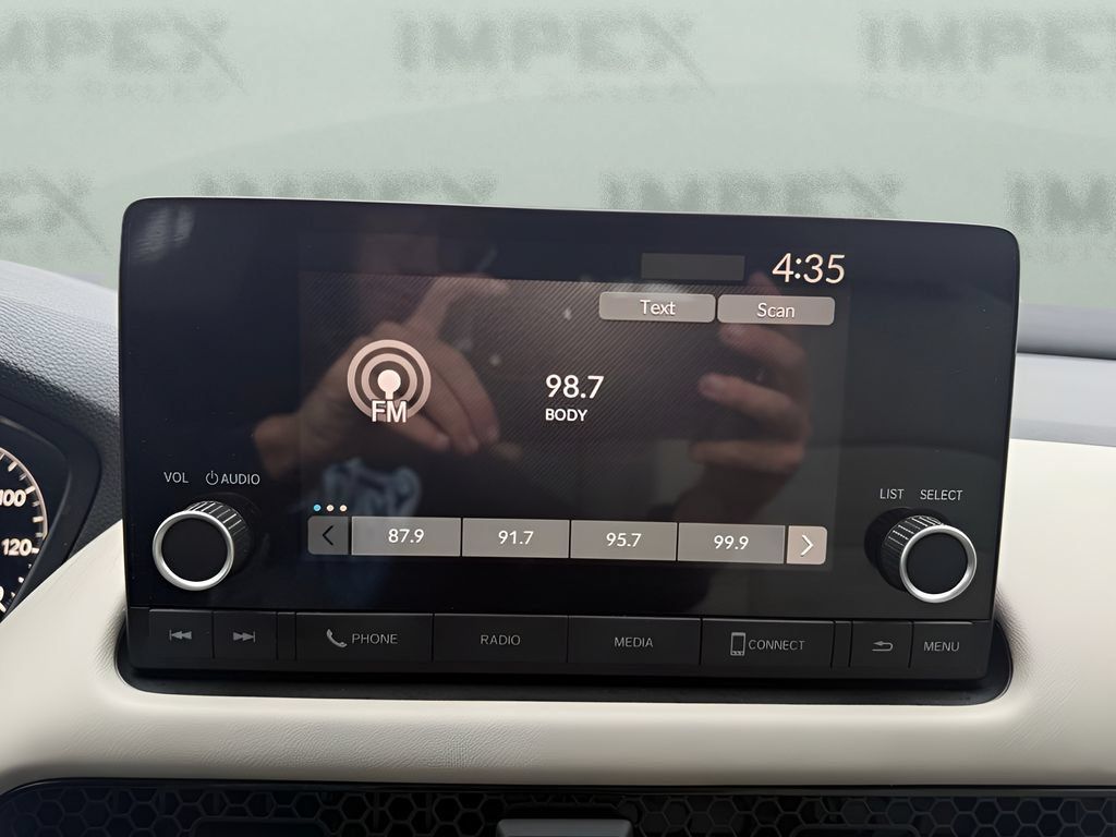 Used 2025 Honda HR-V LX image 22