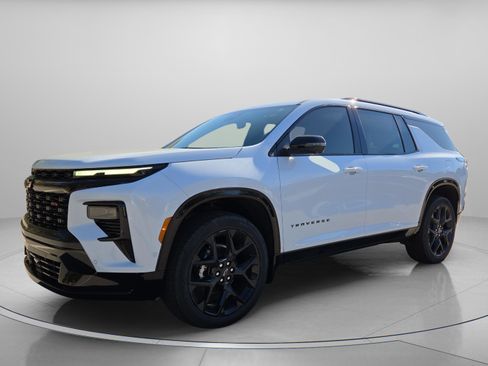 New 2026 Chevrolet Traverse RS w/ LPO, Floor Liner Package image 2