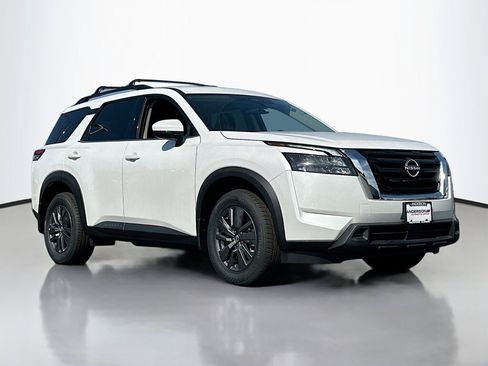 New 2025 Nissan Pathfinder SV image 1