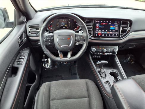 Used 2025 Dodge Durango GT image 11