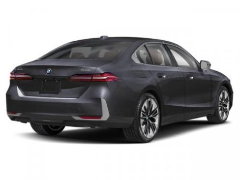 New 2026 BMW 540i xDrive image 2