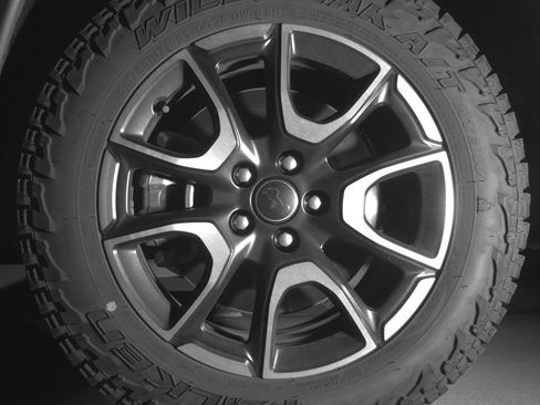 Used 2025 Jeep Compass Trailhawk AWD/4WD image 12