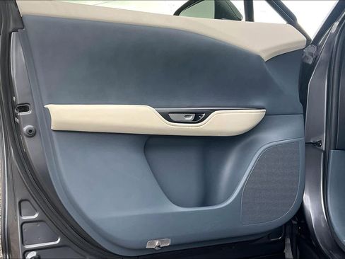 Used 2023 Lexus RZ 450e Premium image 20