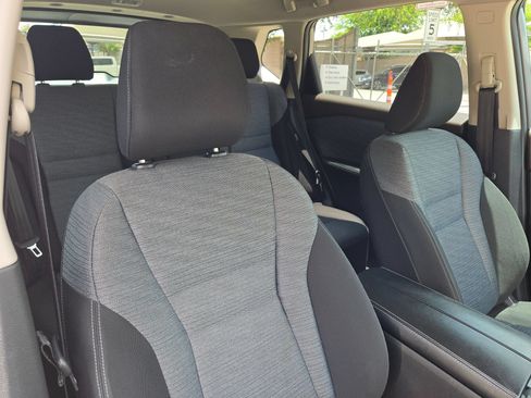 Used 2023 Nissan Rogue SV FWD image 30