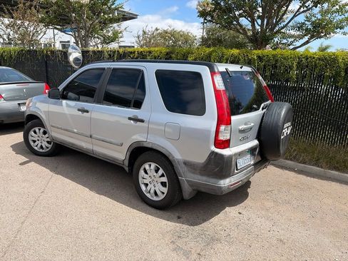 Used 2005 Honda CR-V LX image 13