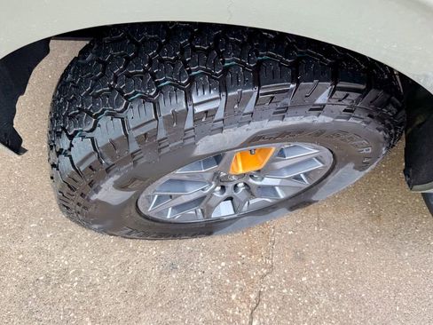 Used 2025 Ford Expedition Tremor image 47