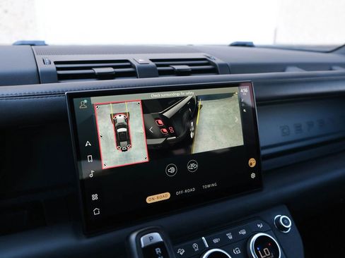 Used 2023 Land Rover Defender 110 X image 52