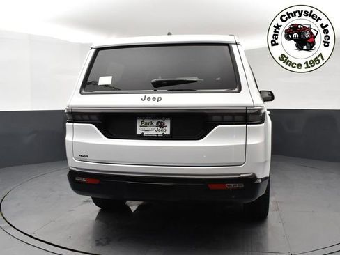 New 2026 Jeep Grand Wagoneer Limited AWD/4WD image 5