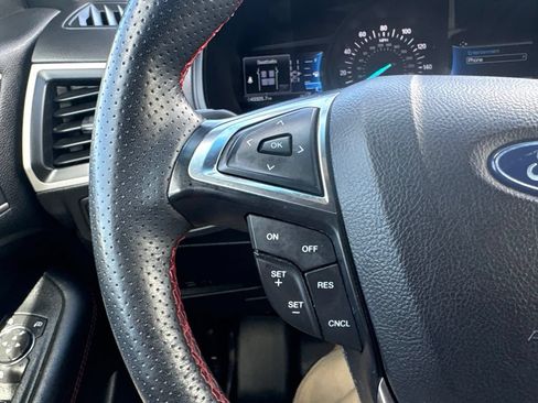 Used 2022 Ford Edge ST-Line AWD/4WD image 21