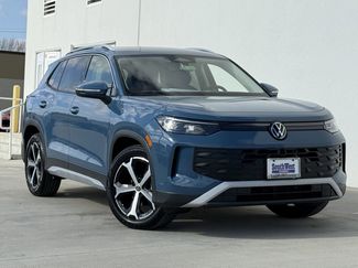 New 2026 Volkswagen Tiguan SE video 2