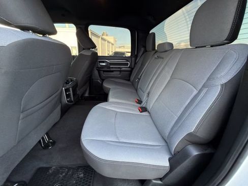 Used 2024 RAM 2500 Big Horn w/ Off Road Package AWD/4WD image 31