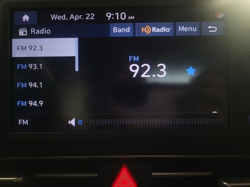 Used 2023 Hyundai Elantra SEL FWD image 25
