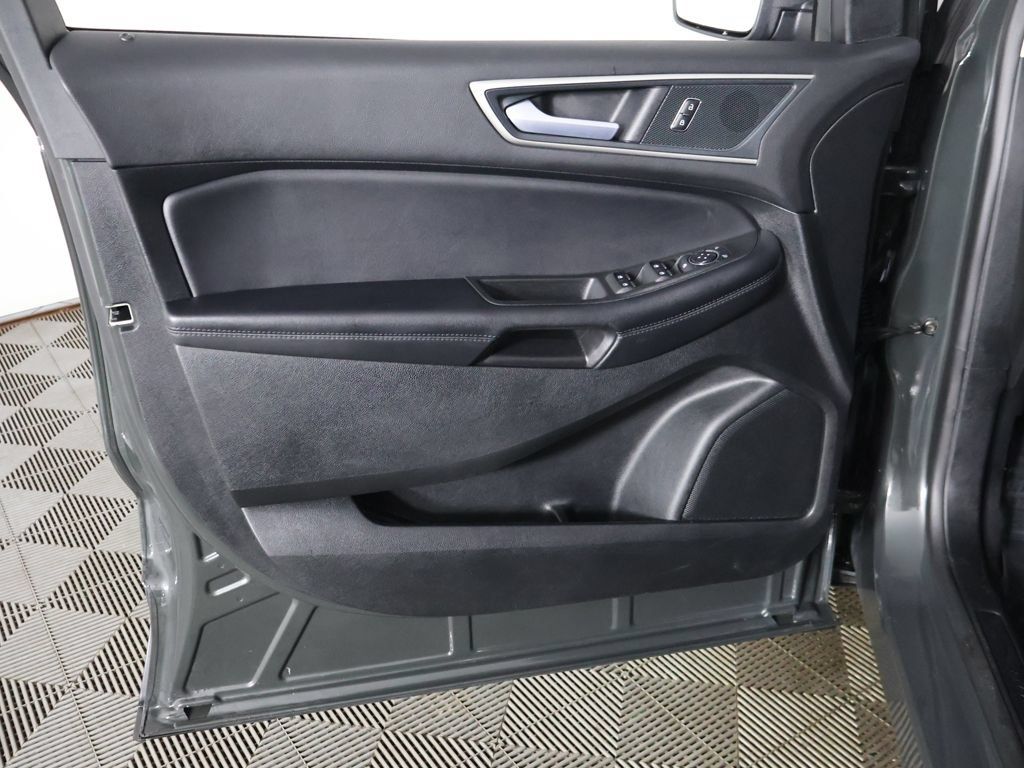 Used 2024 Ford Edge SEL w/ Convenience Package AWD/4WD image 22