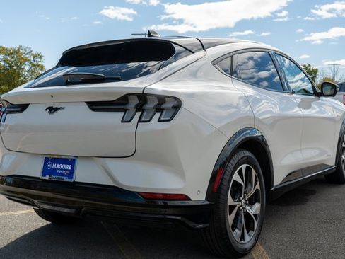 Used 2021 Ford Mustang Mach-E Premium image 6