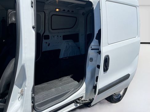 Used 2022 RAM ProMaster City Tradesman FWD image 22