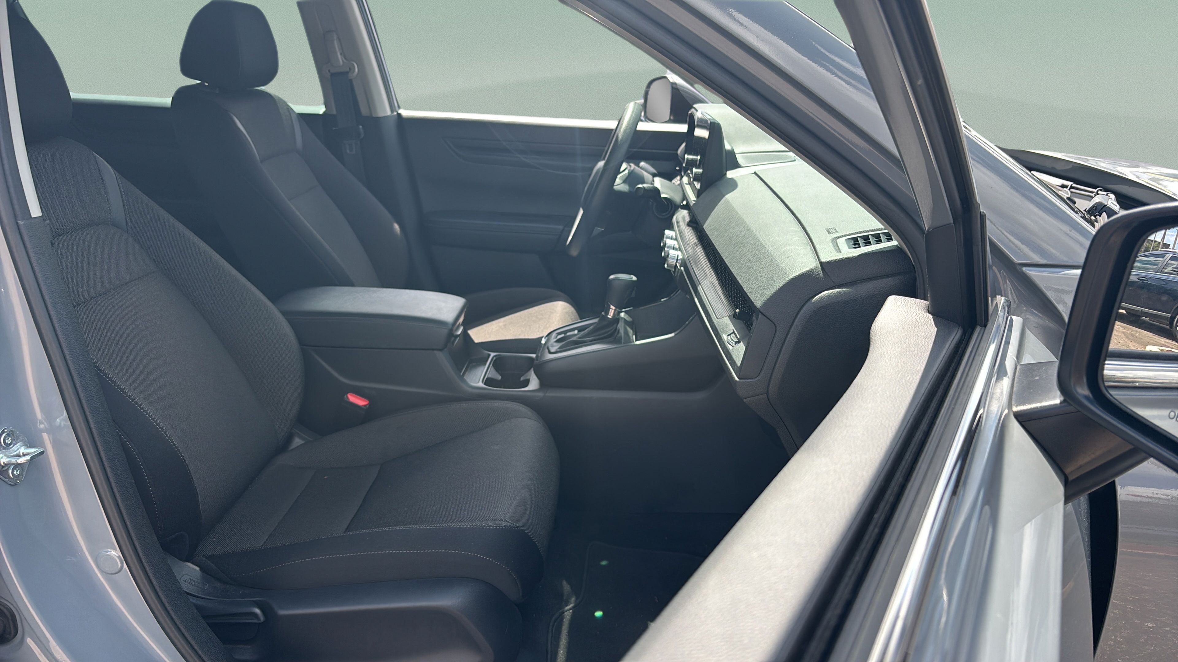 Used 2024 Honda CR-V LX image 15