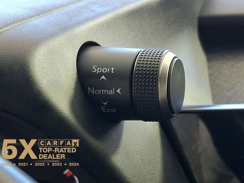 Used 2024 Lexus UX 250h FWD image 31