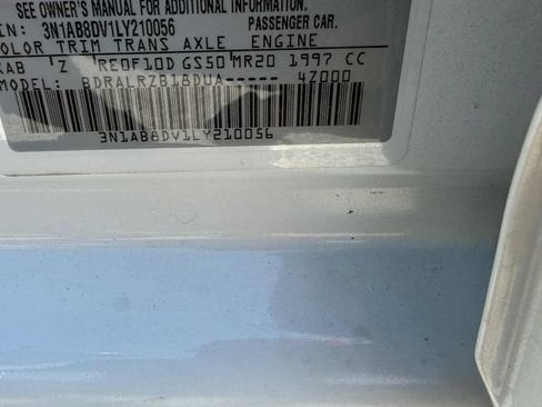 Used 2020 Nissan Sentra SR FWD image 29